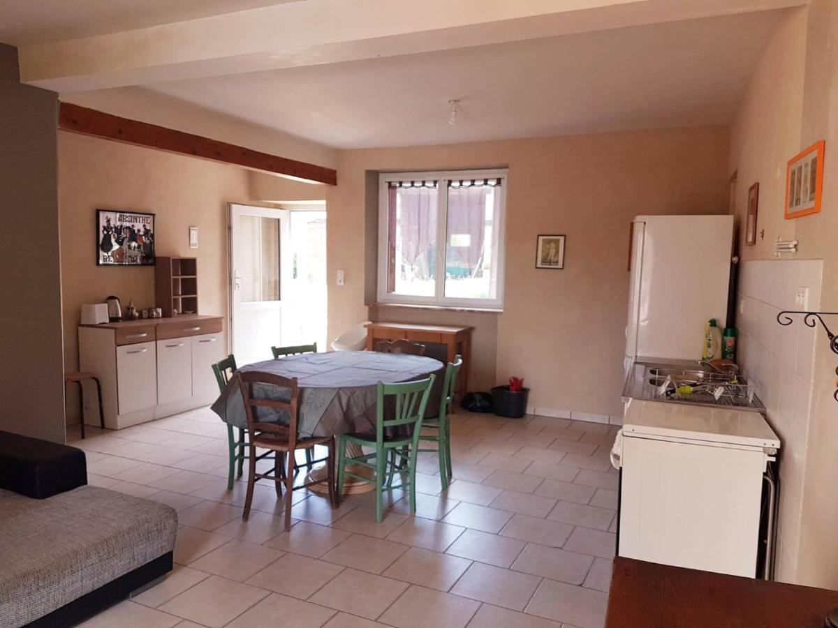 Gite Cosy 4 A 9 Personnes Buffieres Exterior photo