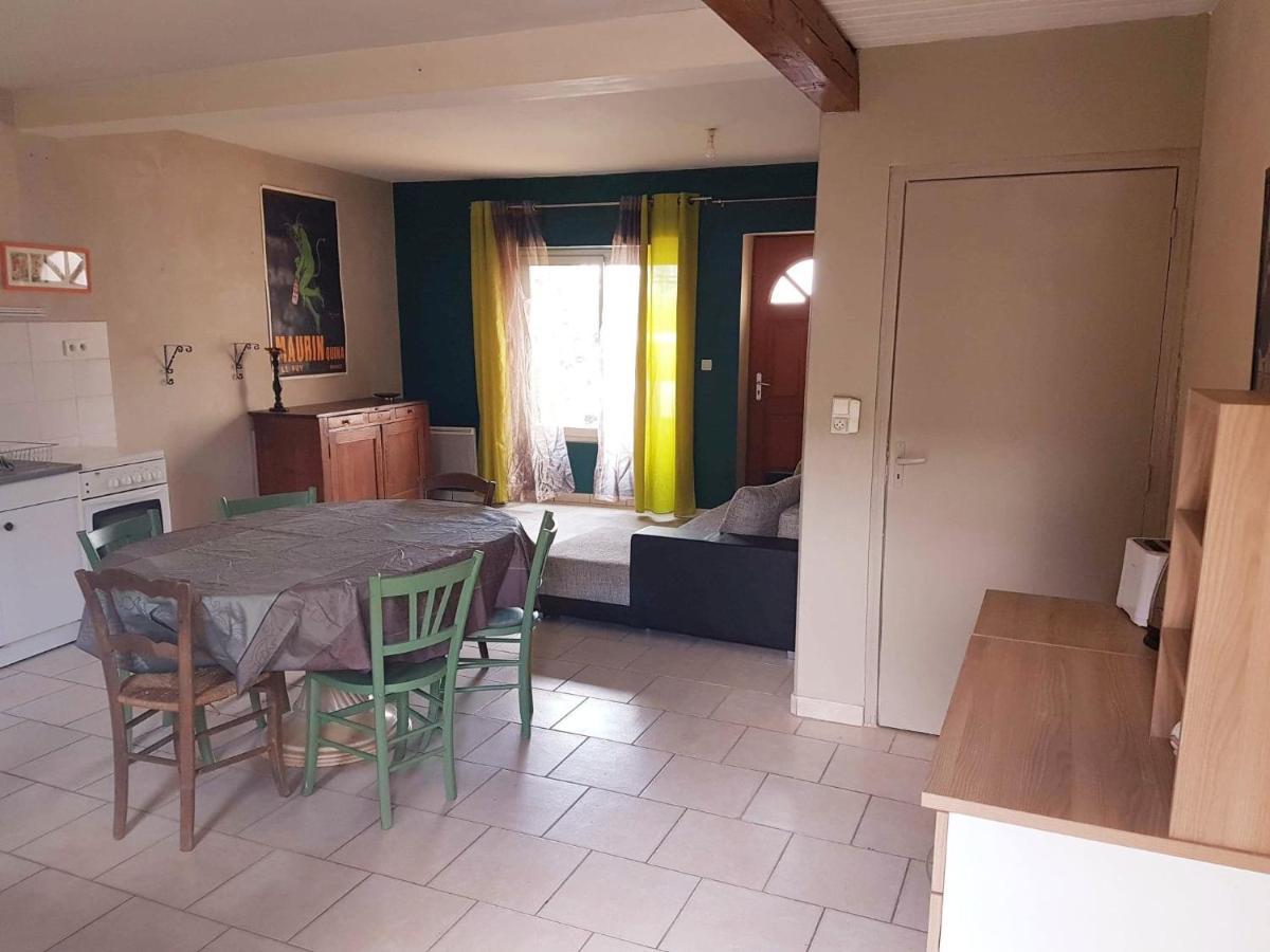 Gite Cosy 4 A 9 Personnes Buffieres Exterior photo