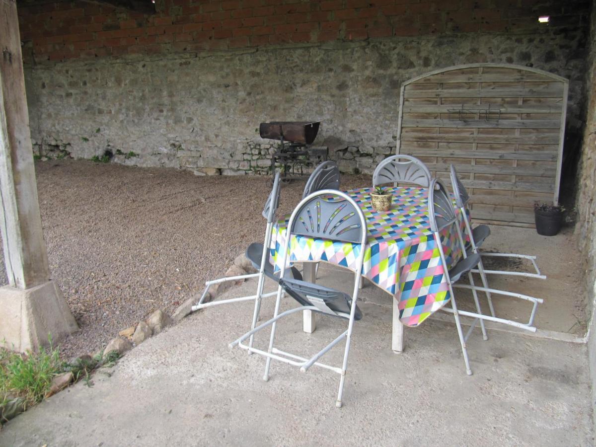 Gite Cosy 4 A 9 Personnes Buffieres Exterior photo